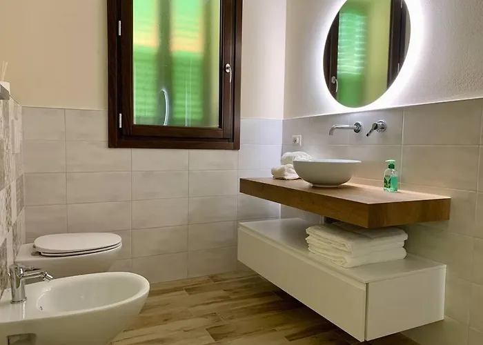 Oasi Relax Con Jacuzzi E Giardino Privato